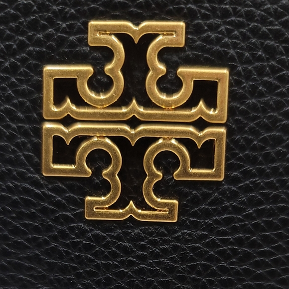 Tory Burch Britten Slim Envelope Wallet - Picture 10 of 10